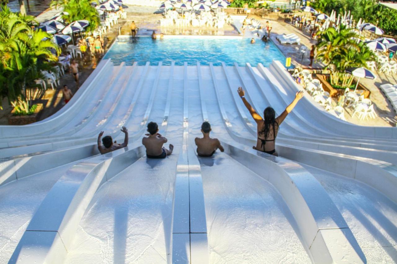 Villas Diroma Com Um Dia No Acqua Park, Splash E Slide Caldas Novas Exterior foto